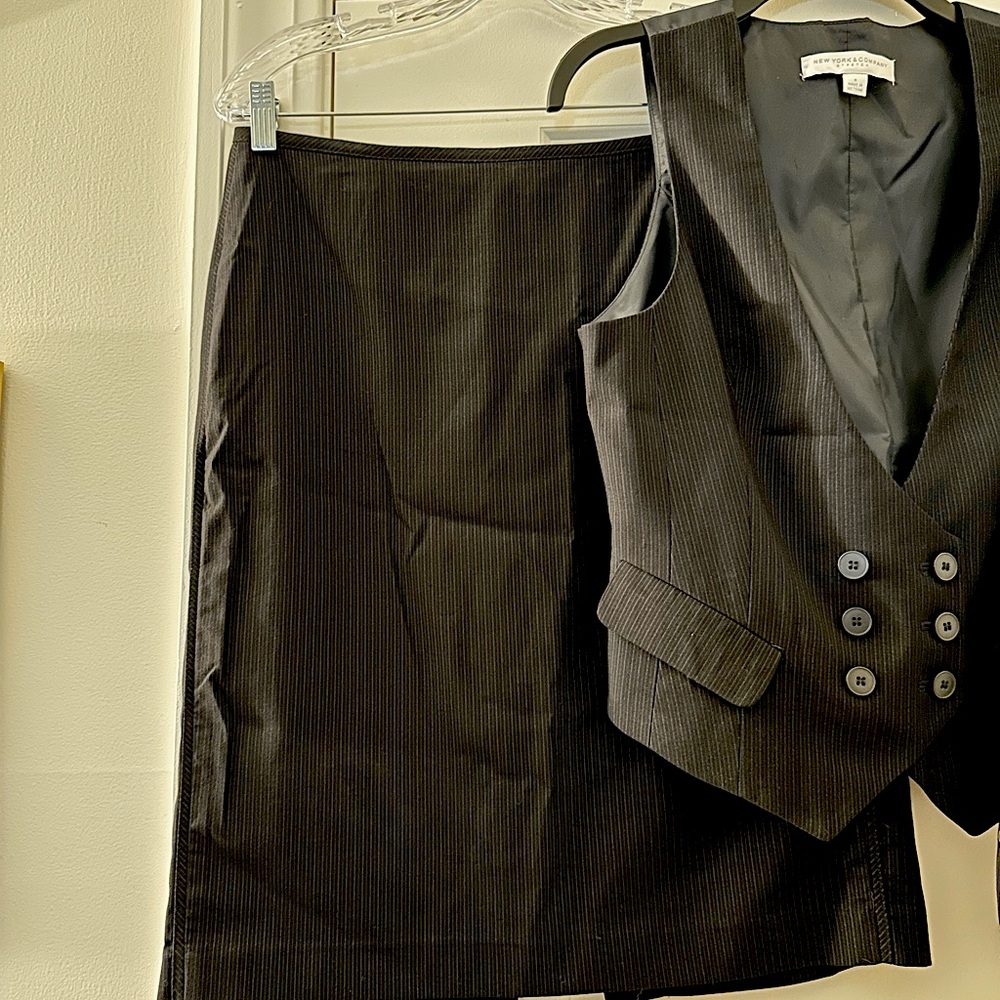 New York & Company Women’s Black 3-Piece Suit - Picture 4 of 10